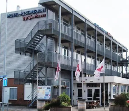 Wijkerhaven 3*